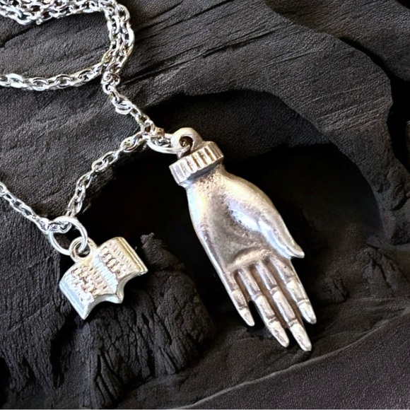 DND Dungeons and Dragons necklace. Hand and Book Charm Necklace Wizard - Picture 9 of 16